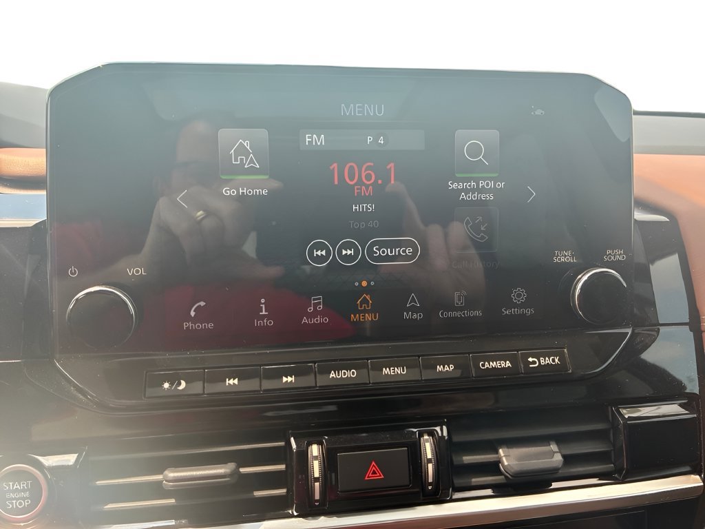 Used 2023 Nissan Pathfinder Platinum AWD/4WD image 30