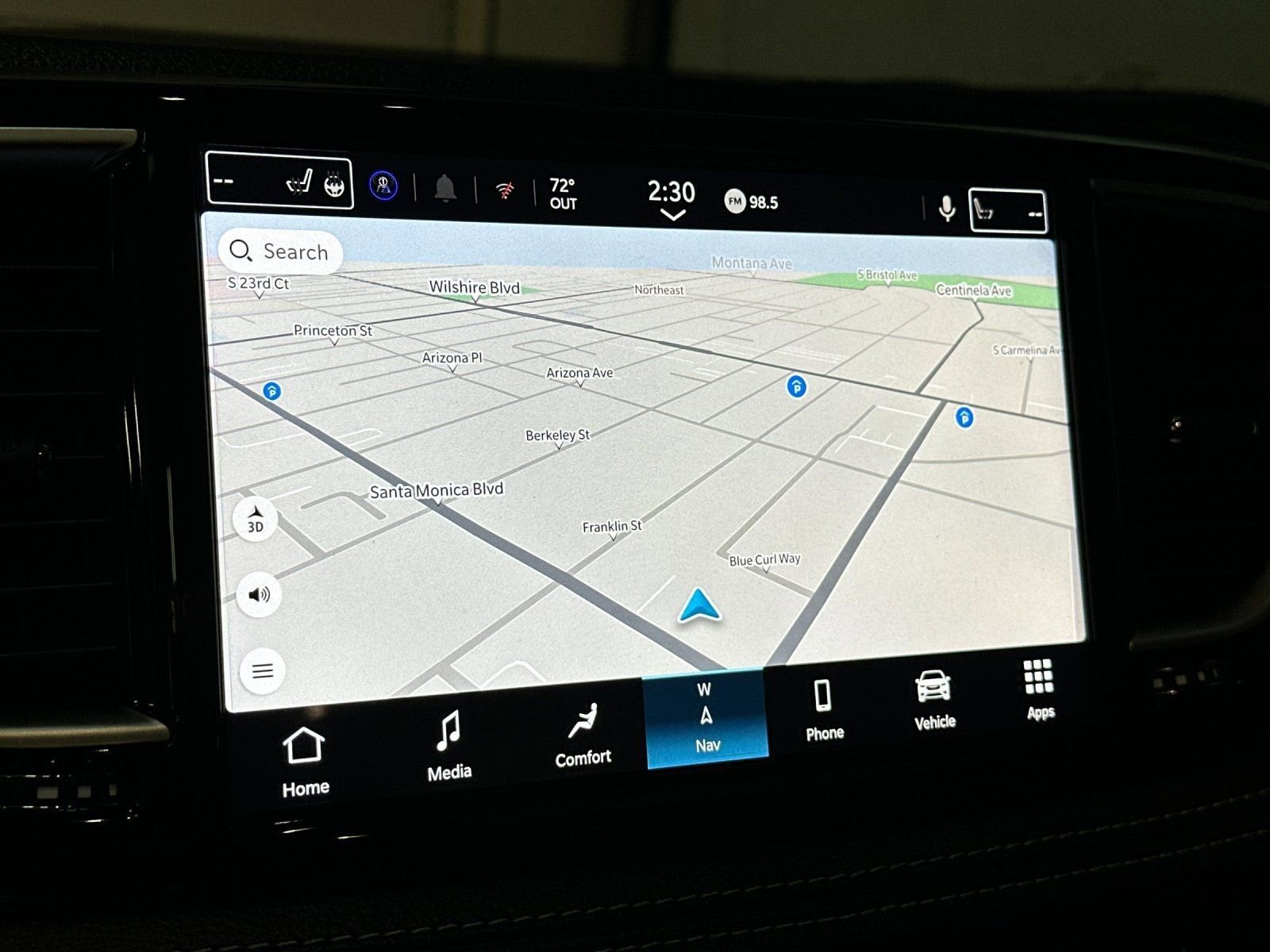 New 2026 Chrysler Pacifica Limited w/ Uconnect Theater Family Group image 20