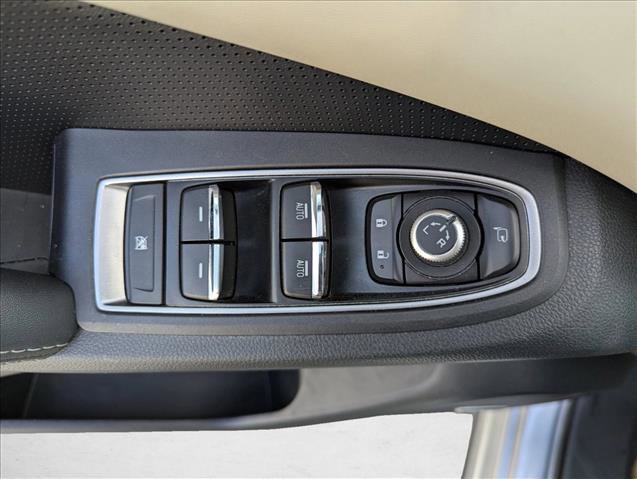 Used 2022 Subaru Ascent Touring image 10