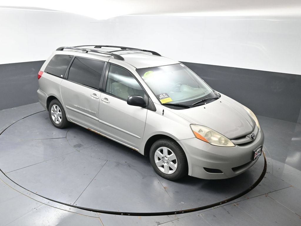 Used 2008 Toyota Sienna CE FWD image 11