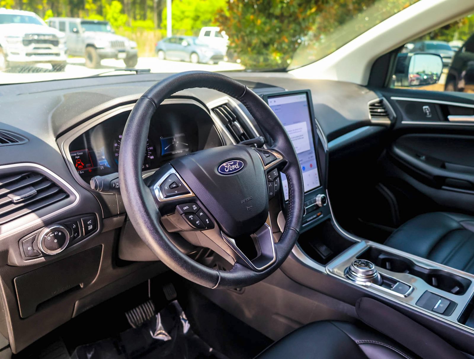 Used 2023 Ford Edge SEL w/ Convenience Package AWD/4WD image 13