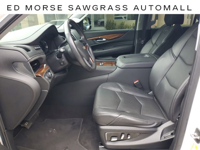 Used 2020 Cadillac Escalade Luxury image 18