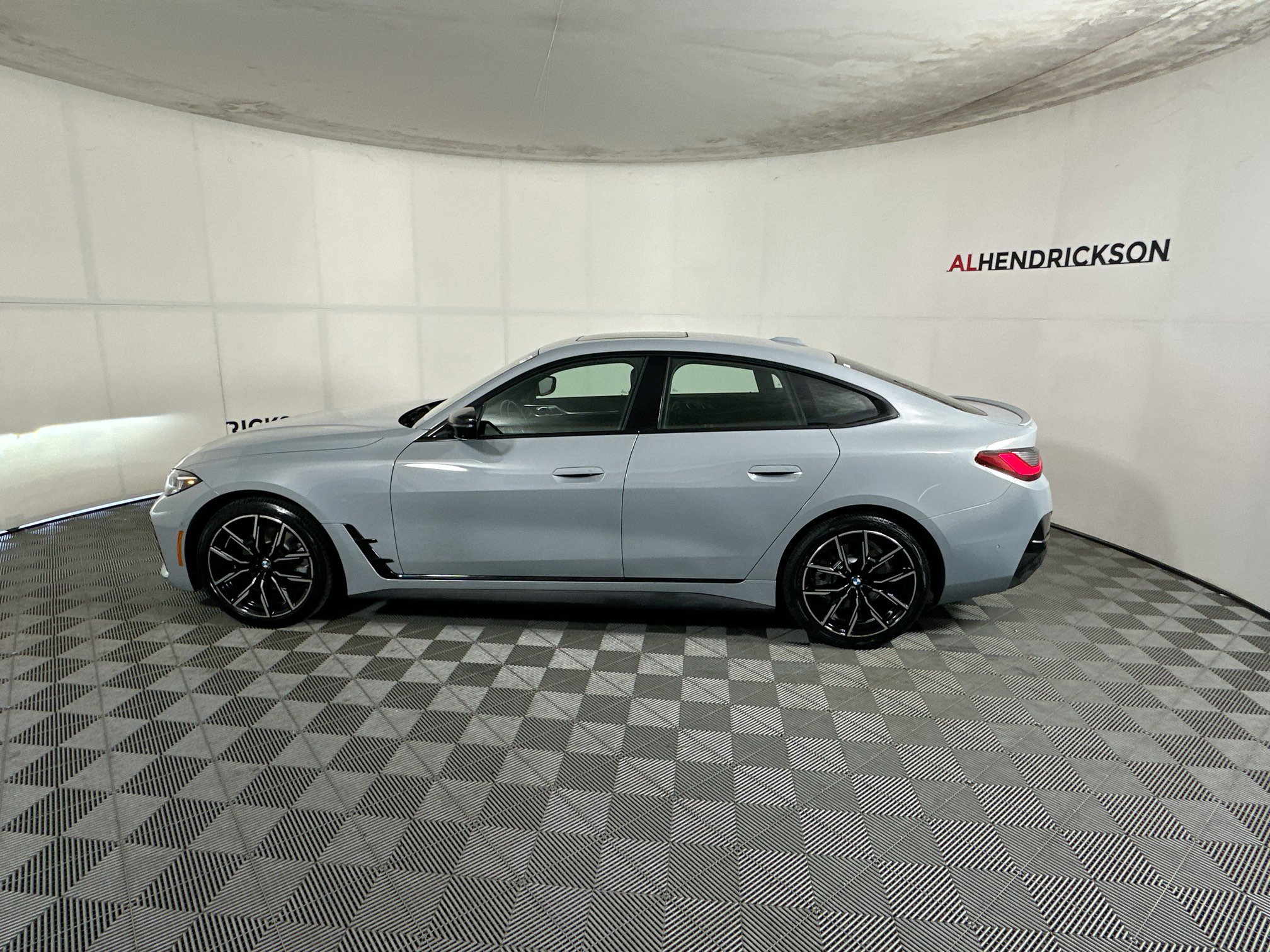 Used 2025 BMW 430i w/ M Sport Package image 6