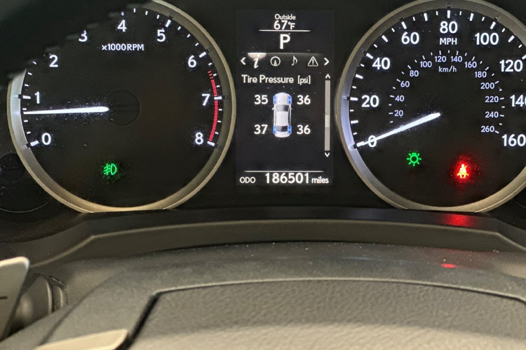 Used 2014 Lexus IS 350 w/ Navigation Package RWD image 27