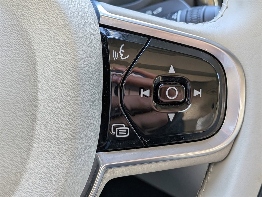 Certified 2023 Volvo S60 B5 Plus image 27