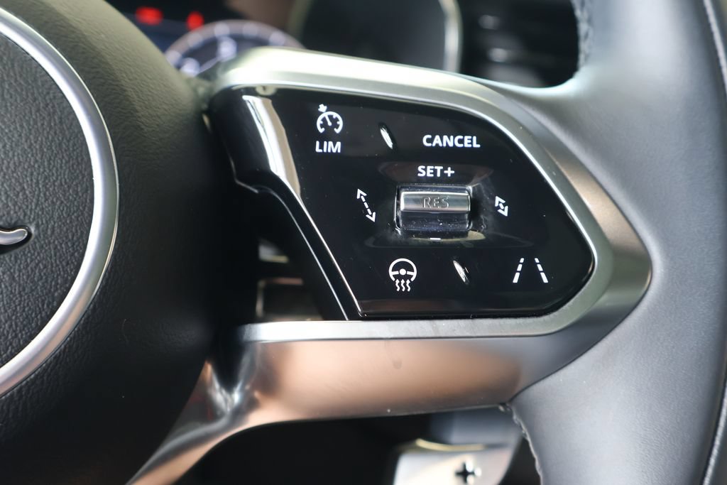 Used 2024 Jaguar F-PACE R-Dynamic S AWD/4WD image 21