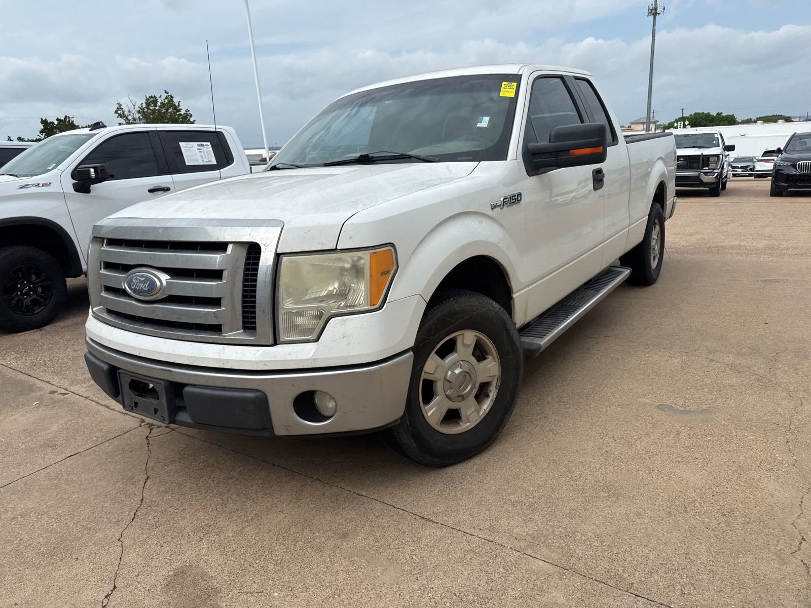 Used 2010 Ford F150 2WD SuperCab image 2