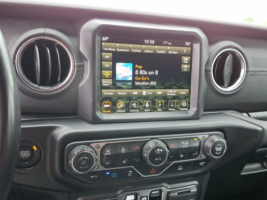 Used 2021 Jeep Wrangler Unlimited Sahara w/ Cold Weather Group image 29