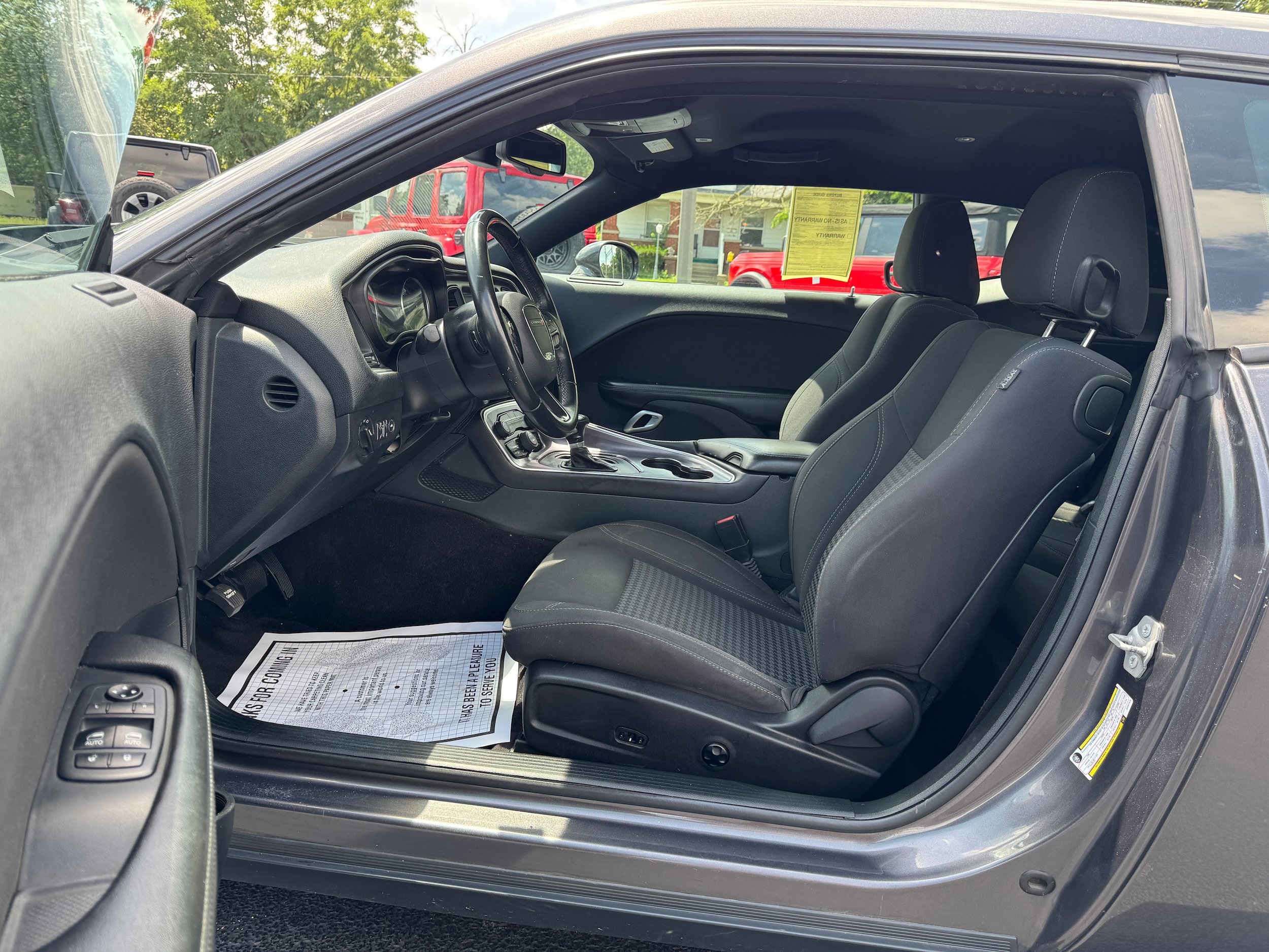 Used 2018 Dodge Challenger SXT RWD image 10