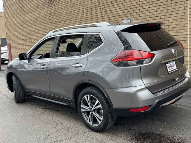 Used 2019 Nissan Rogue SV w/ Premium Package FWD image 33