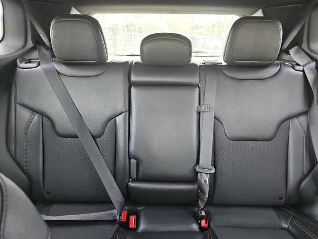 Used 2025 Jeep Compass Trailhawk image 25