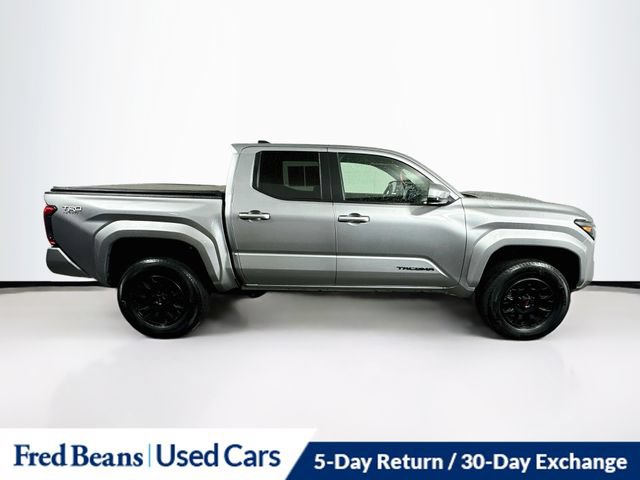 Used 2025 Toyota Tacoma TRD Sport w/ TRD Sport Upgrade Package AWD/4WD image 11