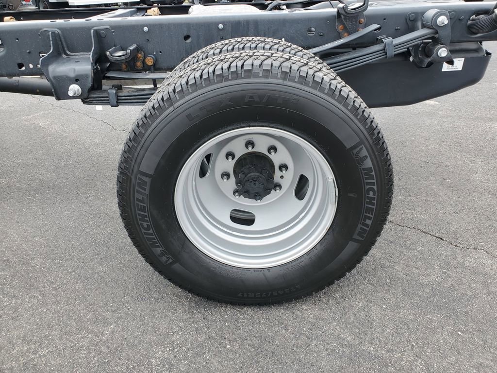 New 2025 Ford F350 XL w/ Snow Plow Prep Package image 13