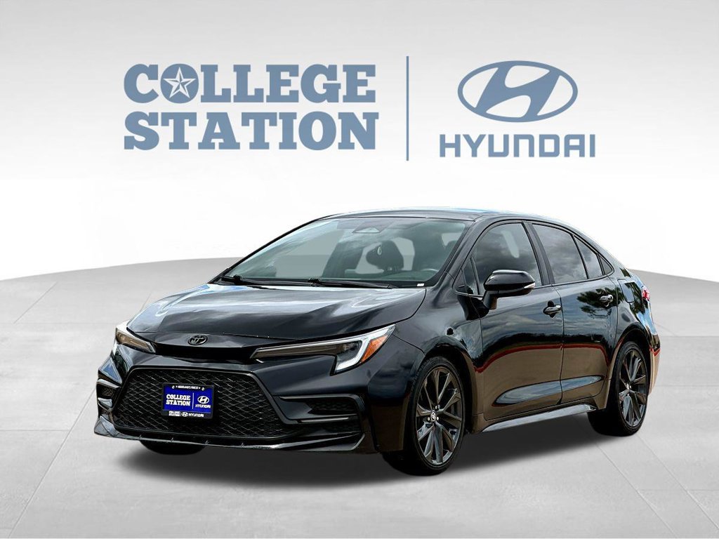 Used 2023 Toyota Corolla SE FWD image 6