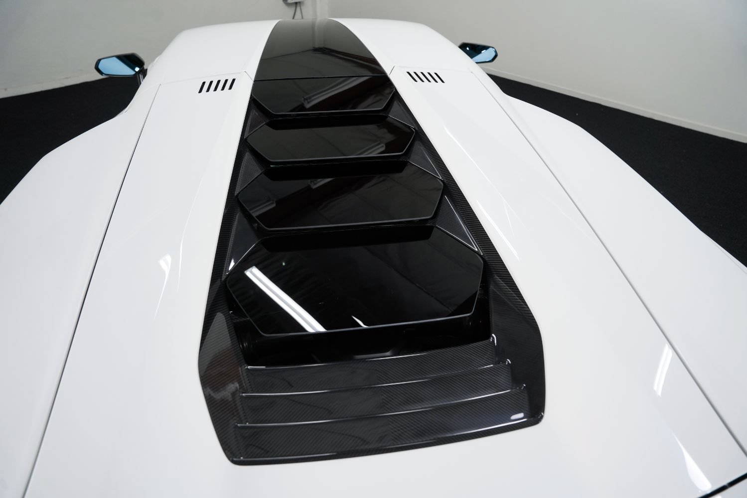 Used 2022 Lamborghini Aventador Countach AWD/4WD image 27