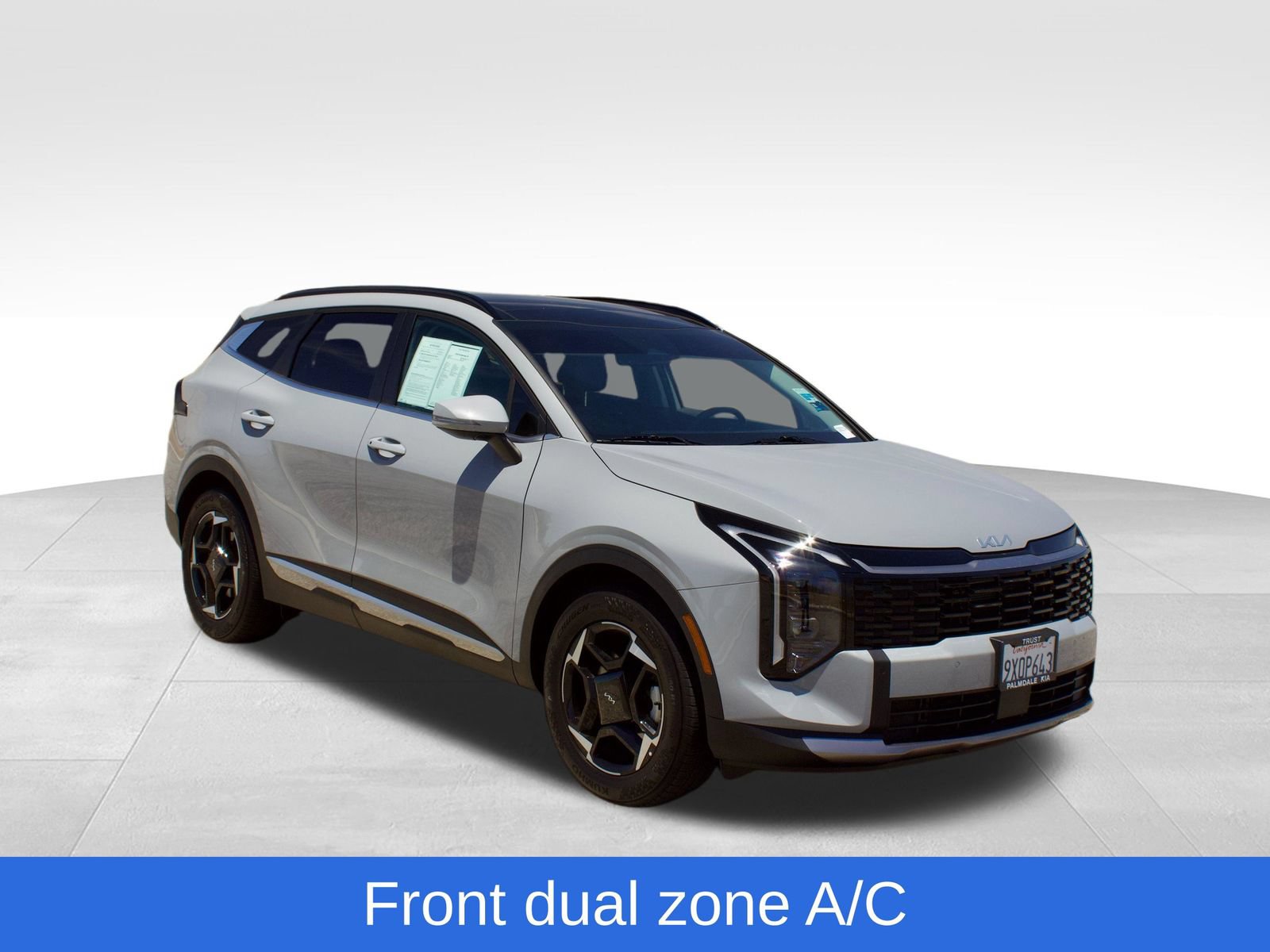Used 2026 Kia Sportage EX w/ EX Panorama Roof Package FWD image 4