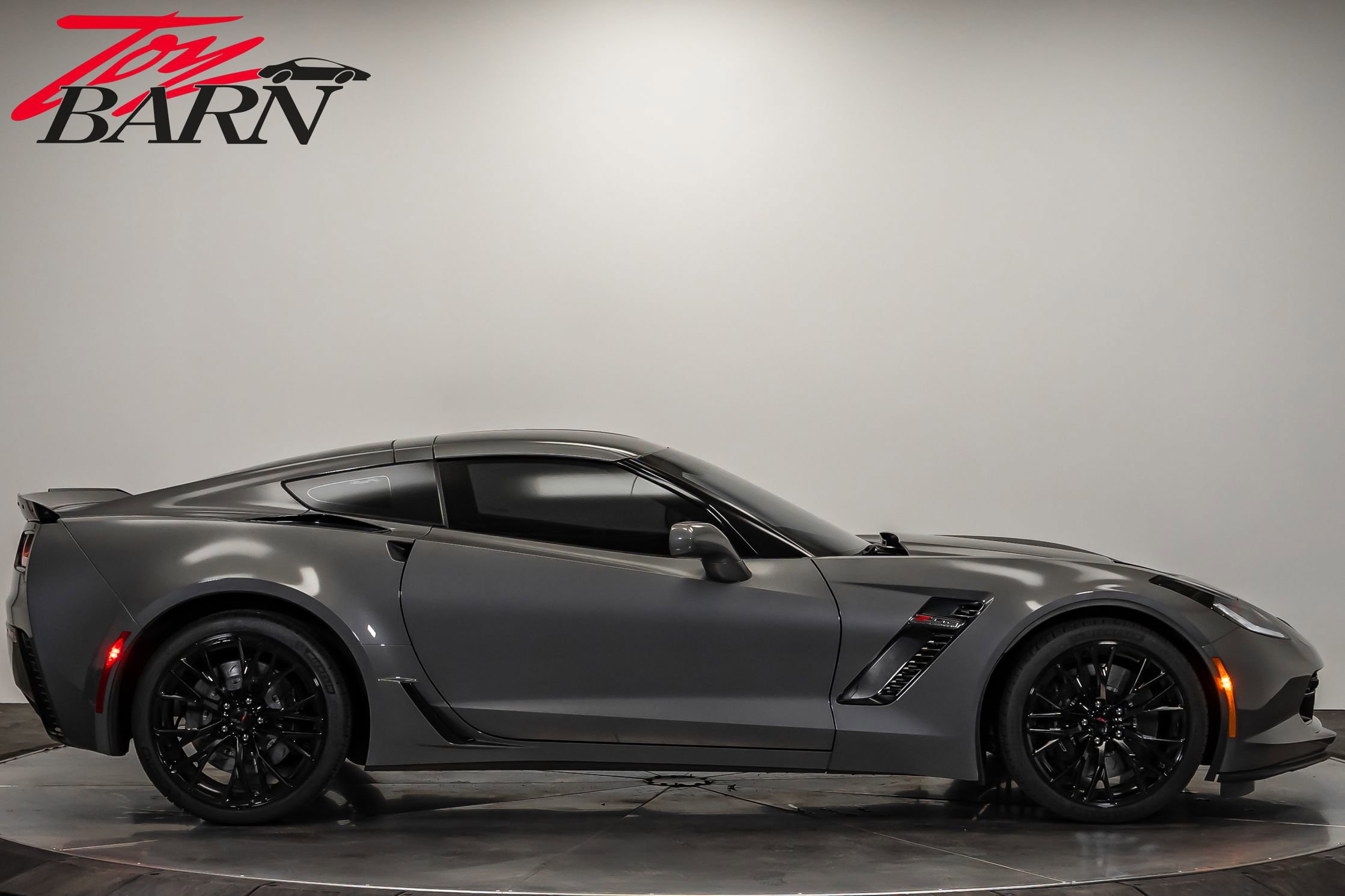 Used 2016 Chevrolet Corvette Z06 w/ 3LZ Preferred Equipment Group image 14