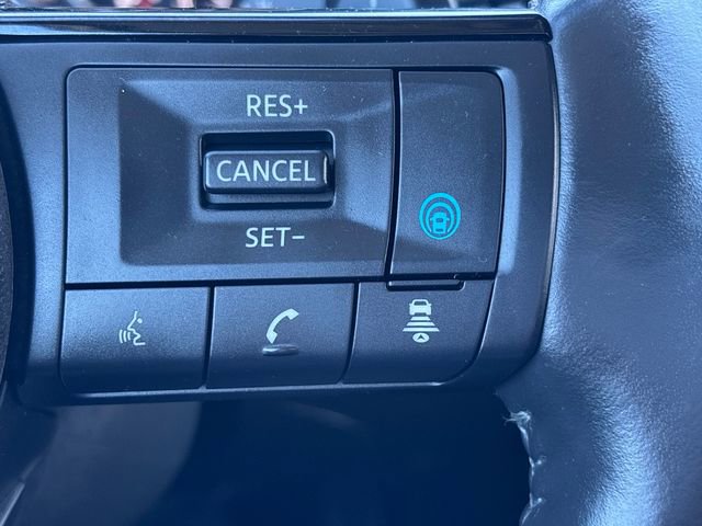 Used 2023 Nissan Rogue SL image 43