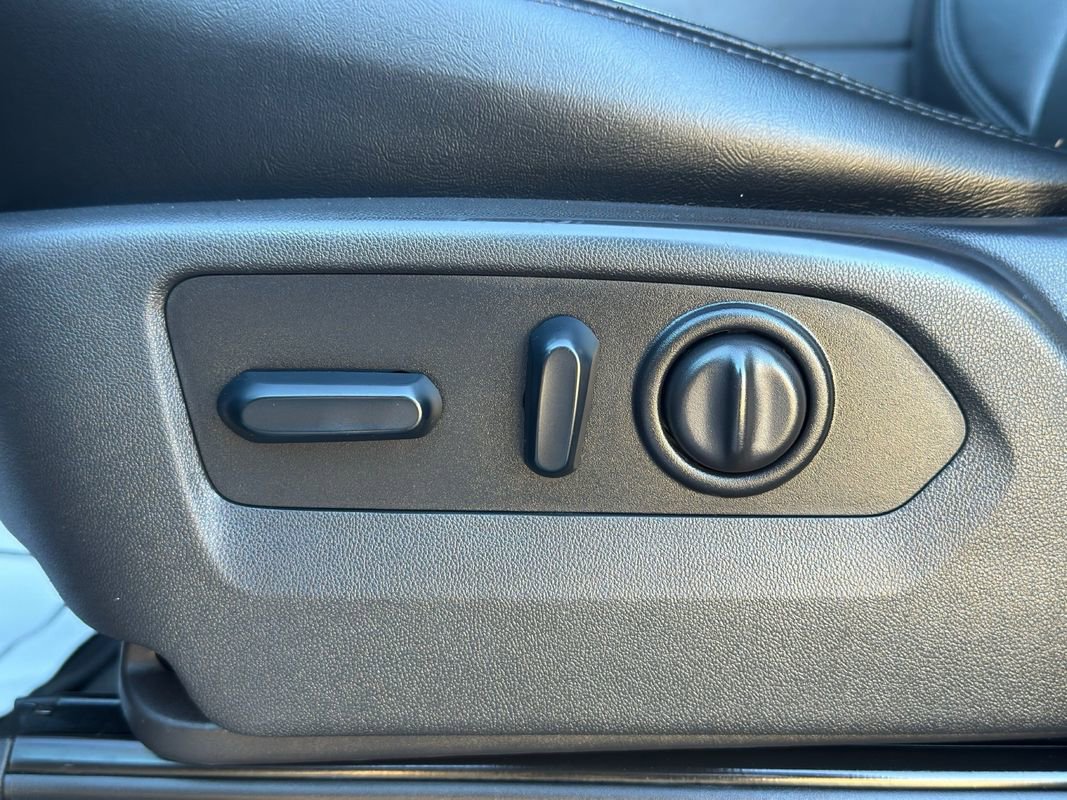 Used 2022 Chevrolet Silverado 2500 High Country image 22