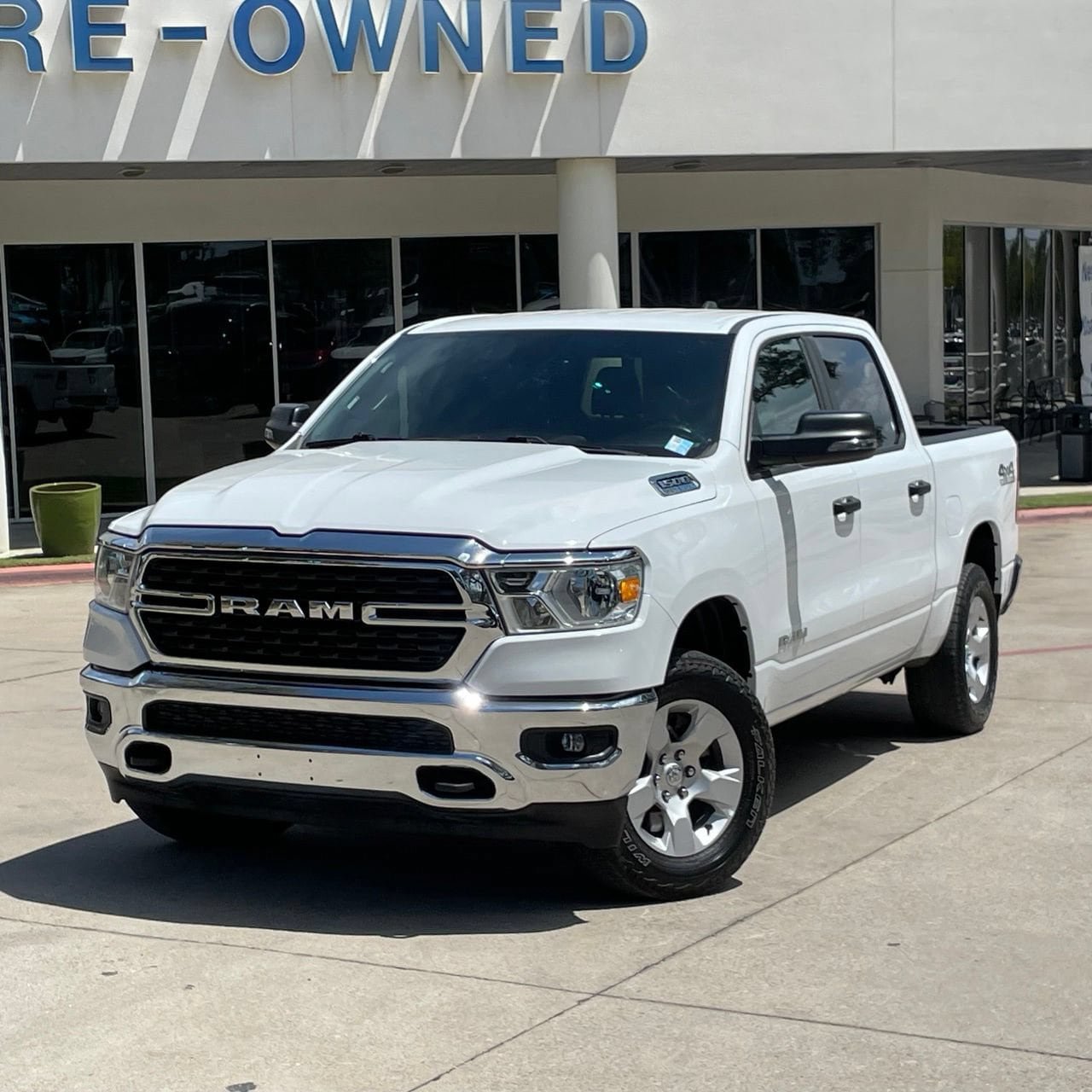 Used 2024 RAM 1500 Big Horn AWD/4WD image 10