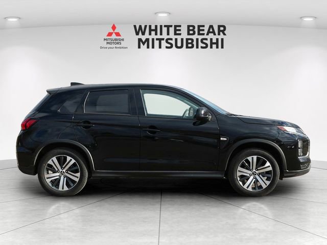 Used 2025 Mitsubishi Outlander Sport ES AWD/4WD image 2