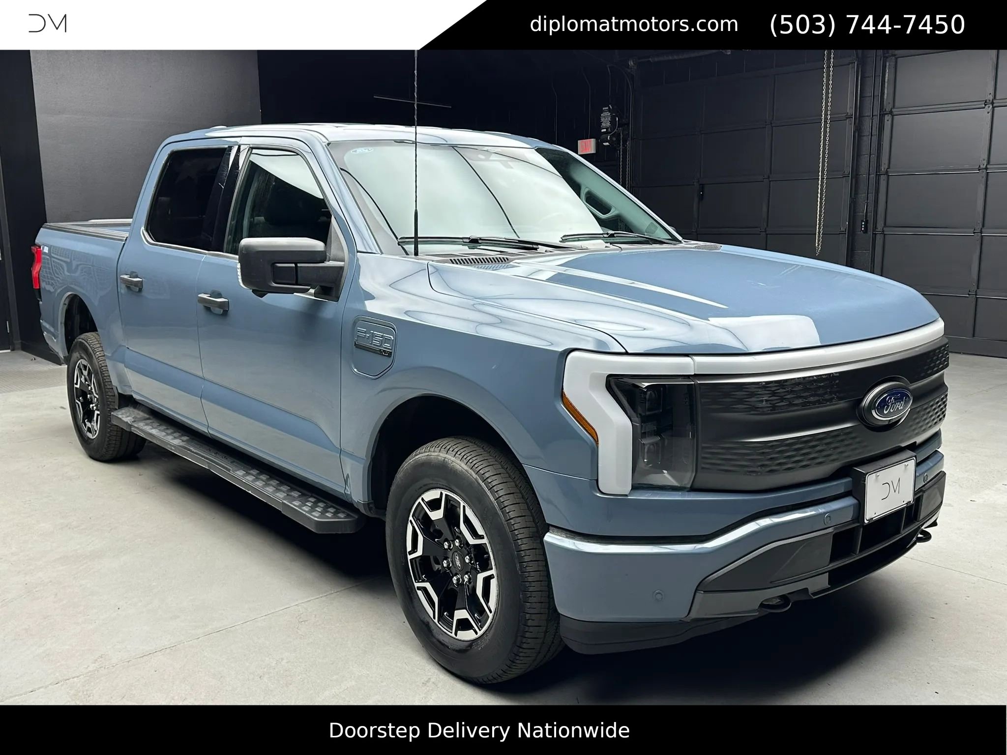 Used 2023 Ford F150 Lightning XLT image 9