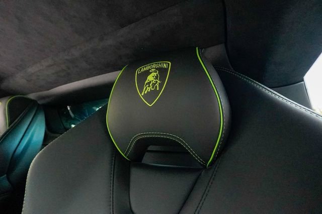Used 2021 Lamborghini Huracan EVO RWD image 58