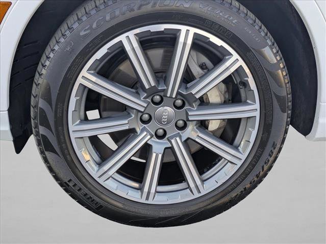 Used 2024 Volkswagen Golf R image 26