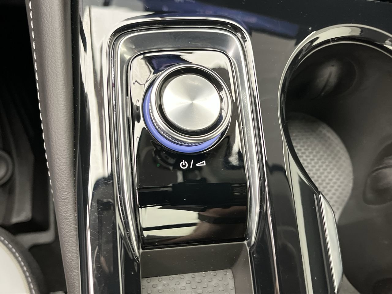 New 2026 Buick Envision Sport Touring AWD/4WD image 19