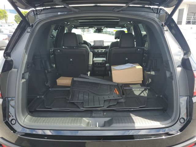 Certified 2025 Honda Pilot TrailSport image 9