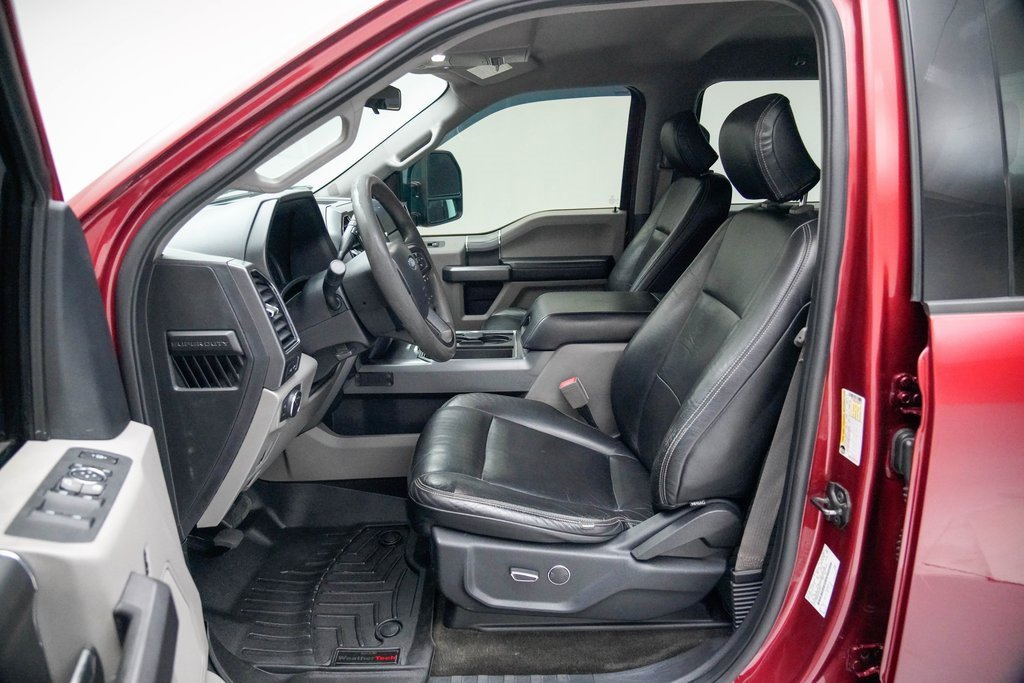 Used 2018 Ford F250 XLT w/ XLT Premium Package image 23