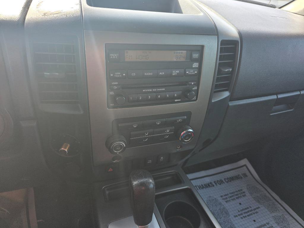 Used 2012 Nissan Titan SV w/ SV Value Truck Pkg image 15