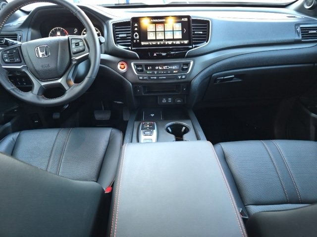 Used 2025 Honda Ridgeline TrailSport image 43