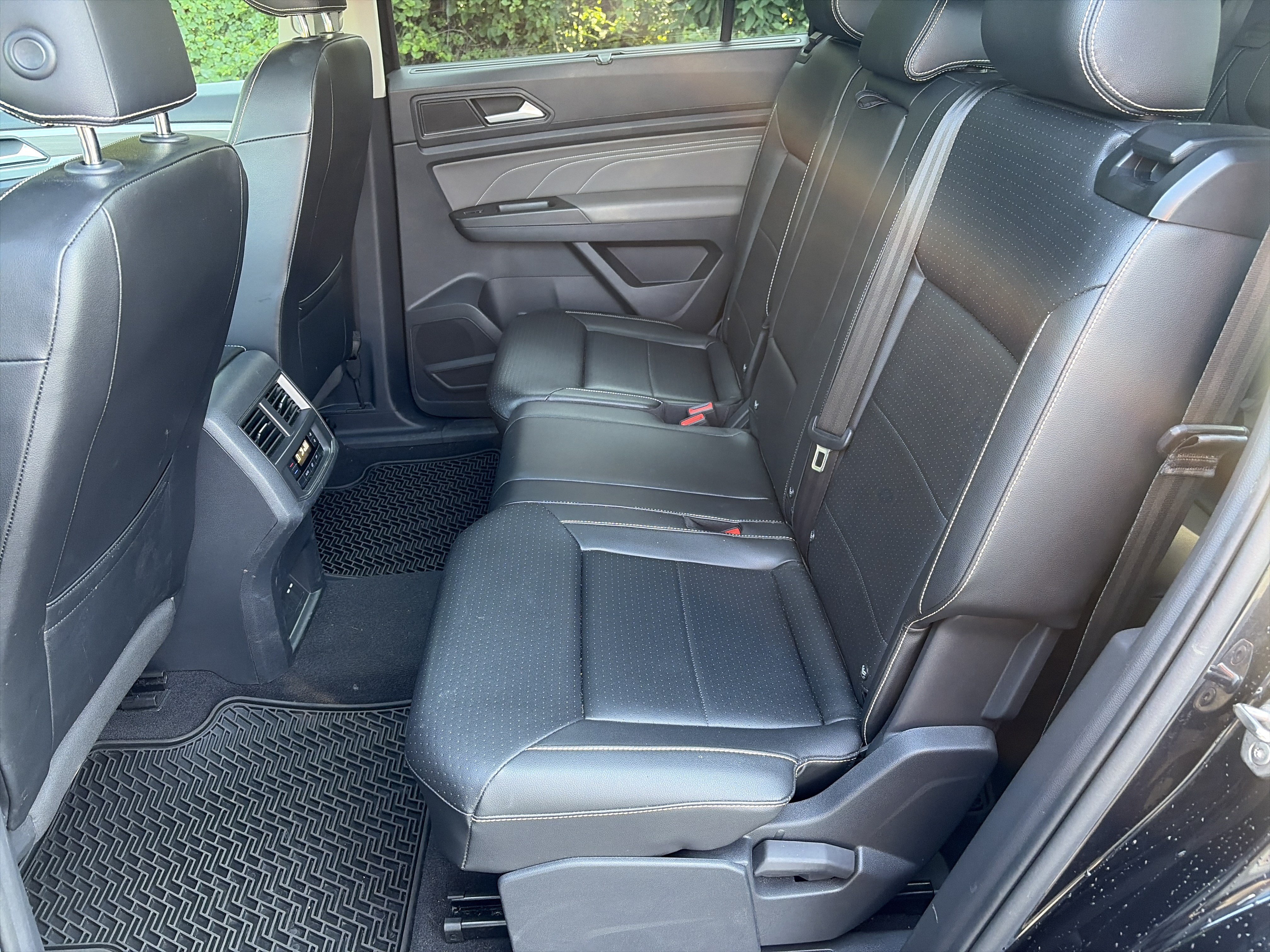 Used 2022 Volkswagen Atlas SEL AWD/4WD image 22