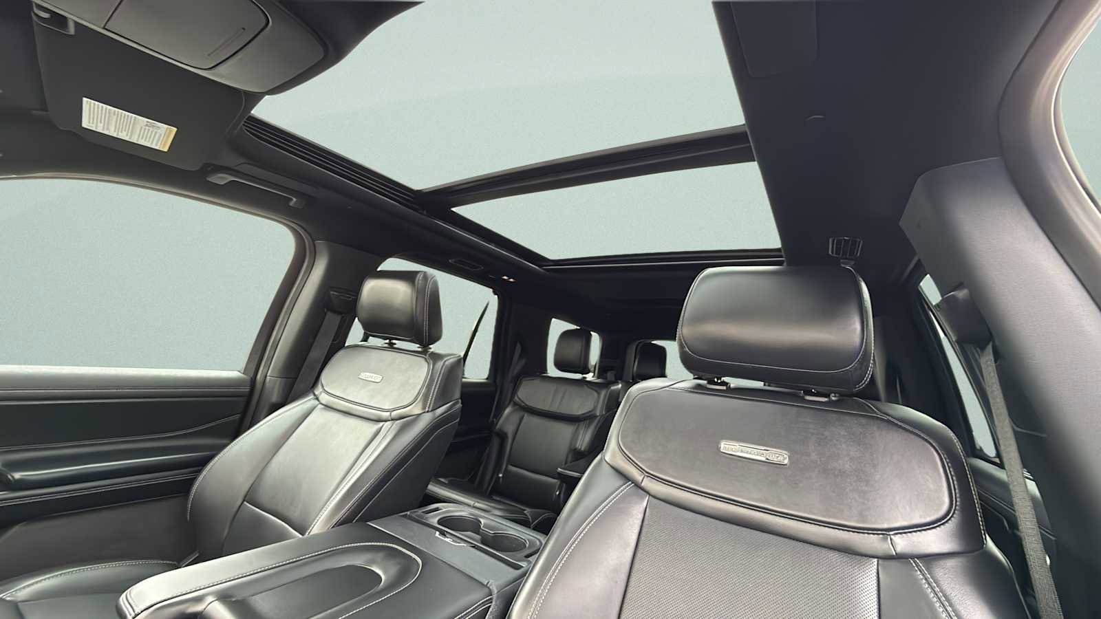 Used 2025 Ford Expedition Platinum w/ Stealth Performance Package image 27