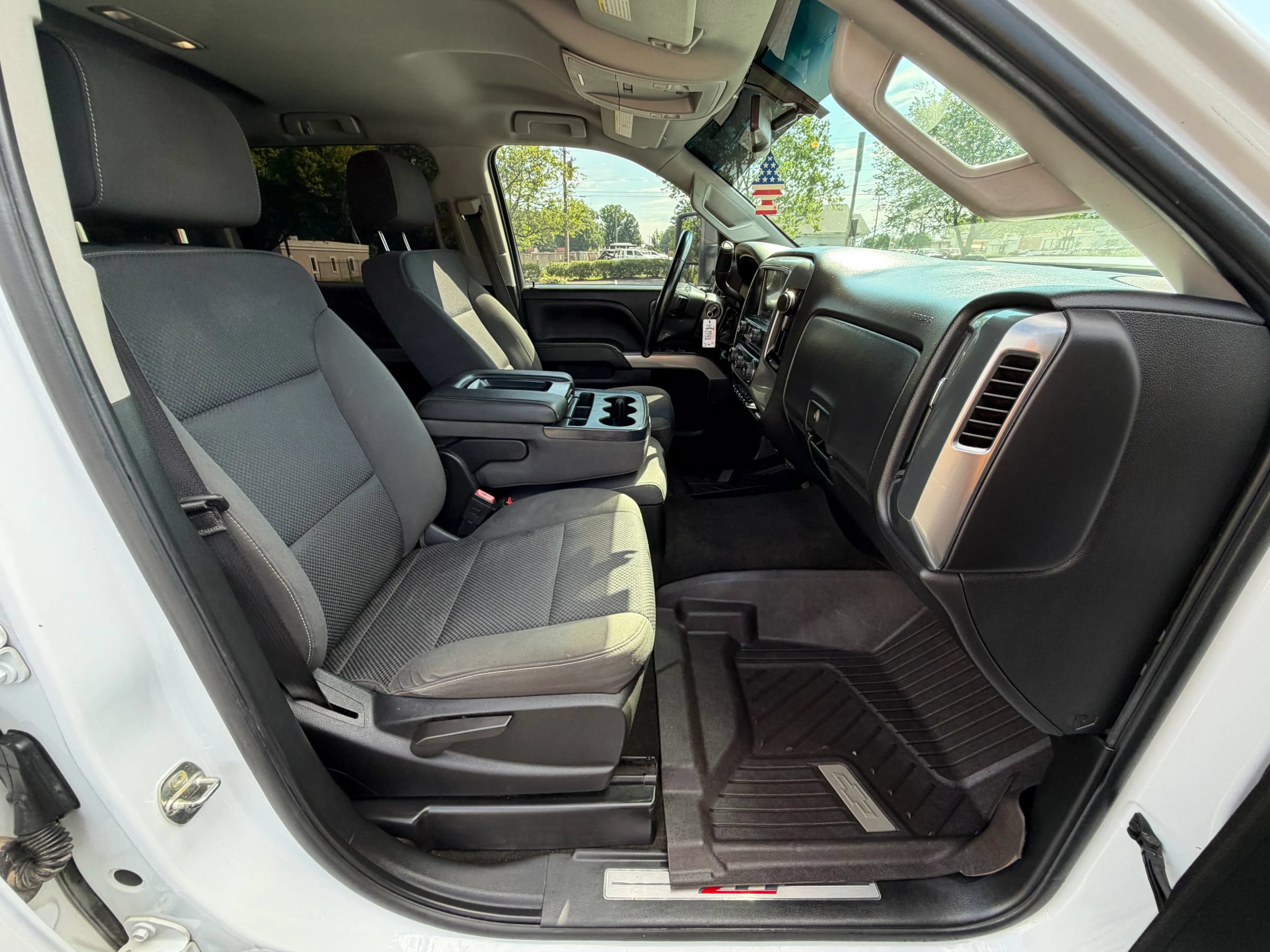 Used 2018 Chevrolet Silverado 3500 LT w/ LT Convenience Package AWD/4WD image 22
