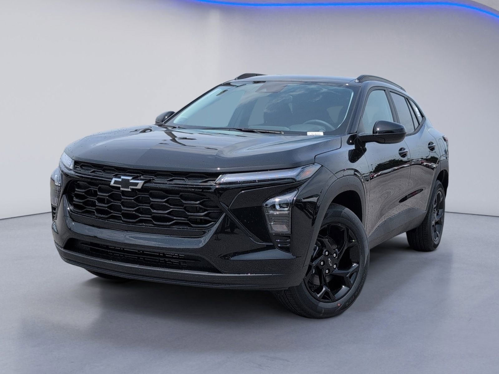 New 2026 Chevrolet Trax LT w/ Driver Confidence Package FWD image 2
