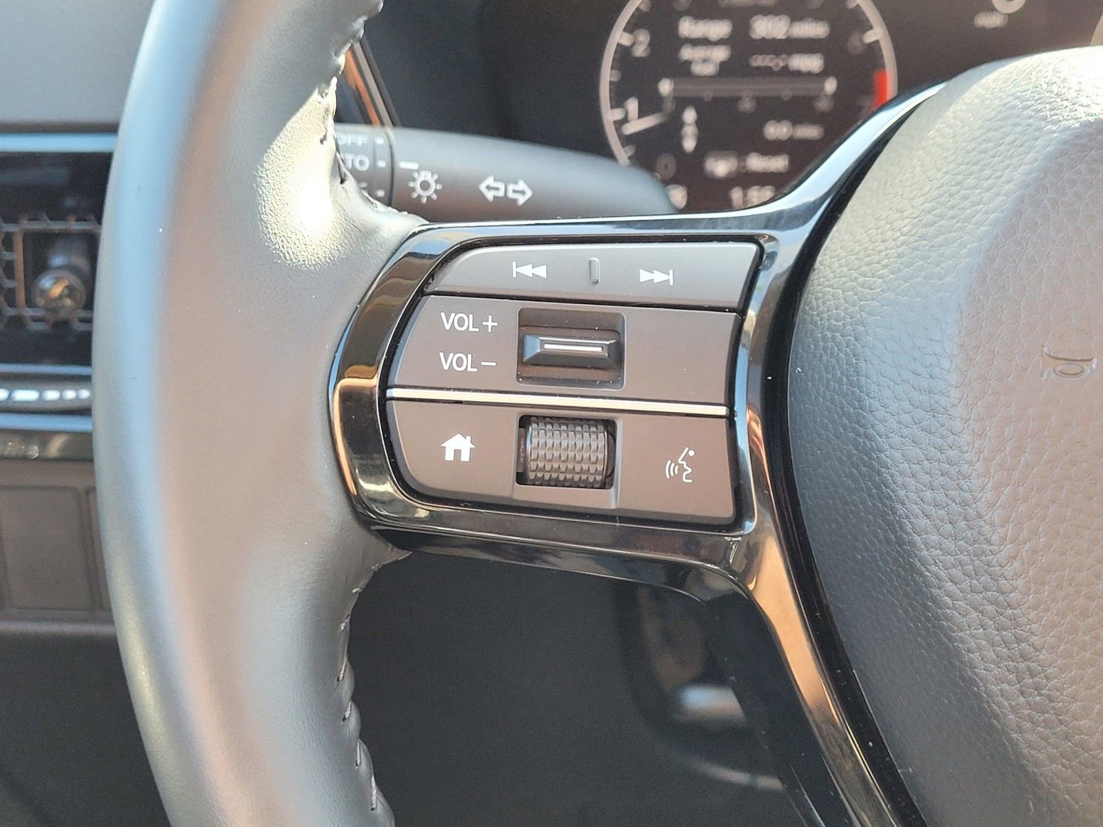 Certified 2025 Honda CR-V EX-L image 19