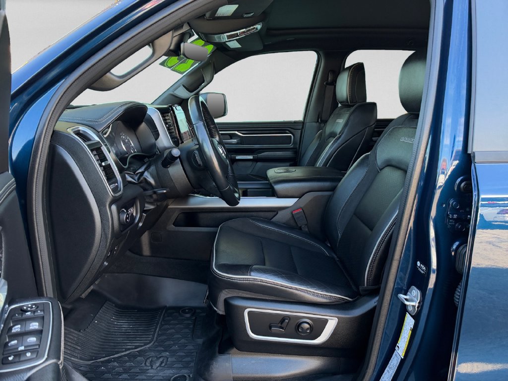 Used 2023 RAM 1500 Laramie AWD/4WD image 22
