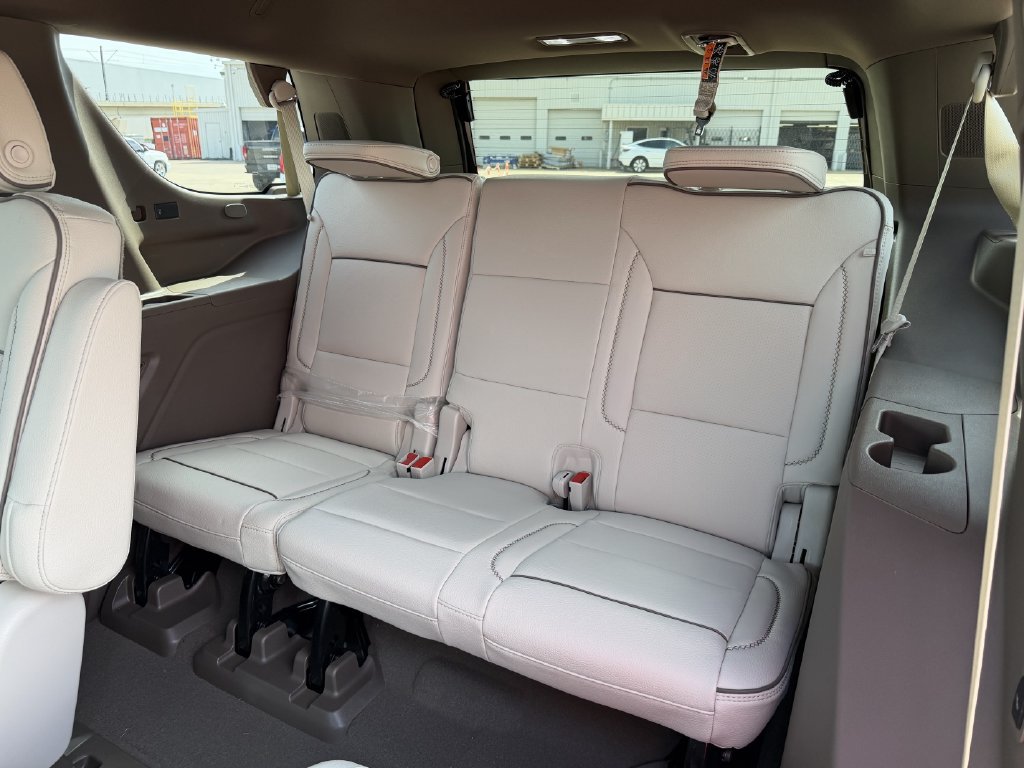New 2027 GMC Yukon Denali w/ Denali Reserve Package AWD/4WD image 26