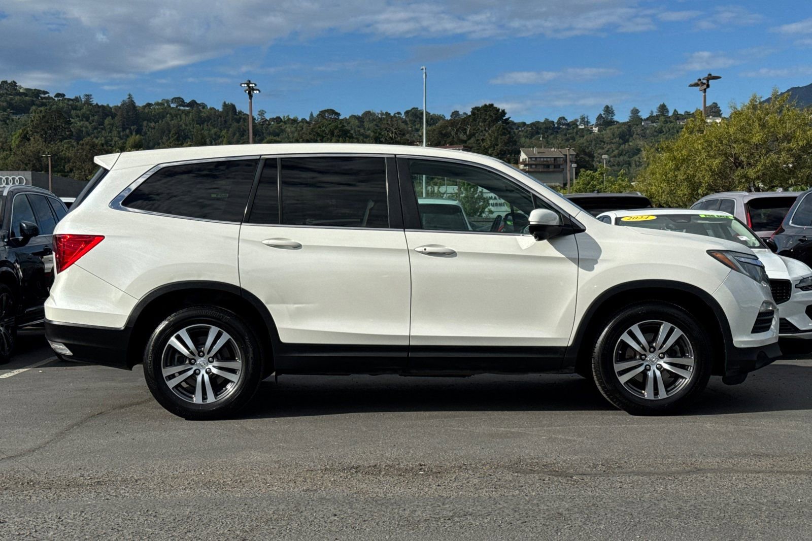 Used 2017 Honda Pilot EX-L image 8