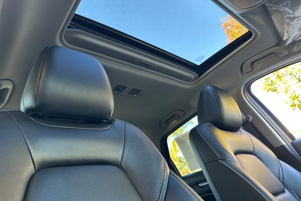 New 2025 MAZDA CX-5 AWD 2.5 S w/ Preferred Package image 15