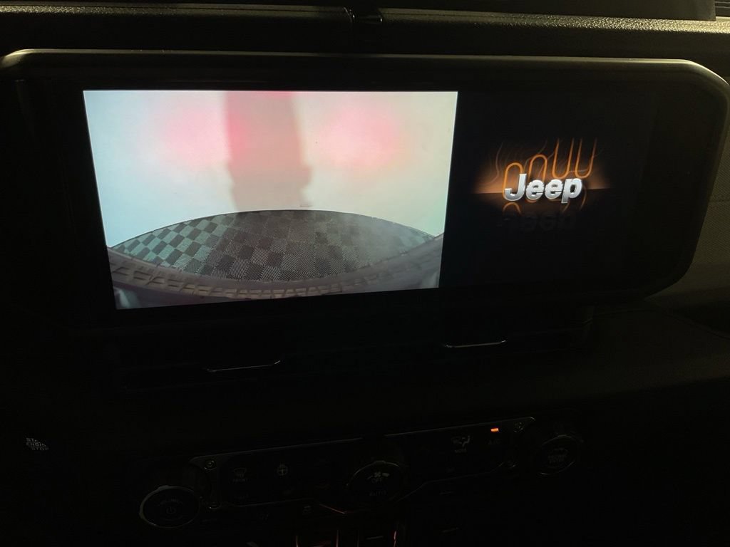 Used 2025 Jeep Wrangler Unlimited Sport AWD/4WD image 4