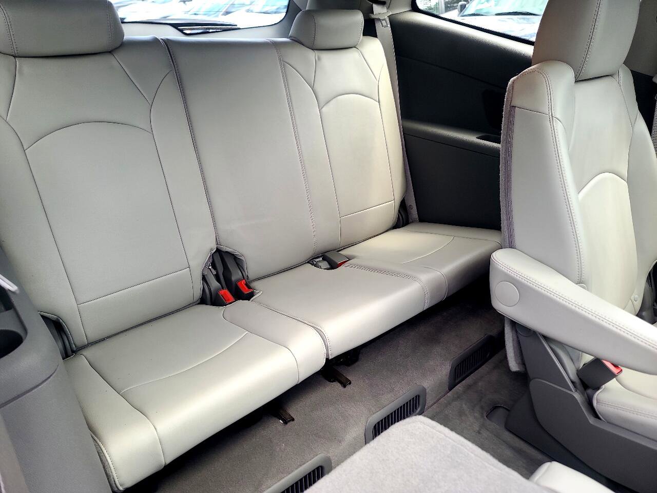 Used 2011 Chevrolet Traverse LT w/ LPO, 'HIT The Road' Package image 13