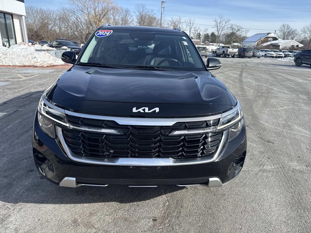 Used 2024 Kia Seltos S image 11