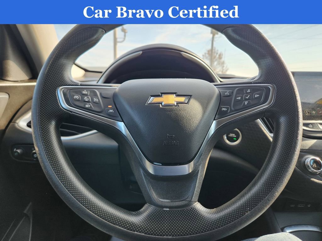 Used 2023 Chevrolet Malibu LT image 17