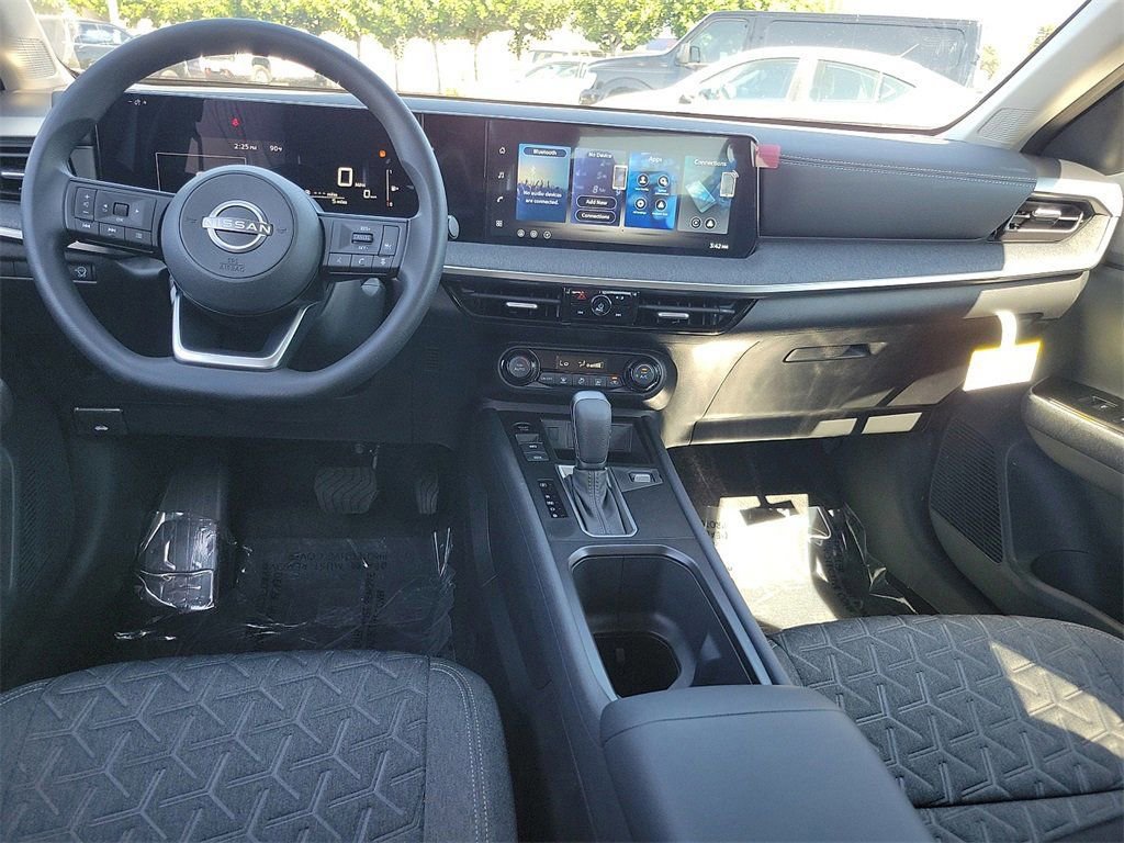 New 2026 Nissan Kicks SV FWD image 10