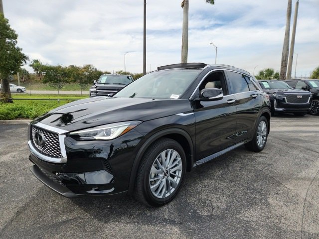 Used 2025 INFINITI QX50 Luxe image 13