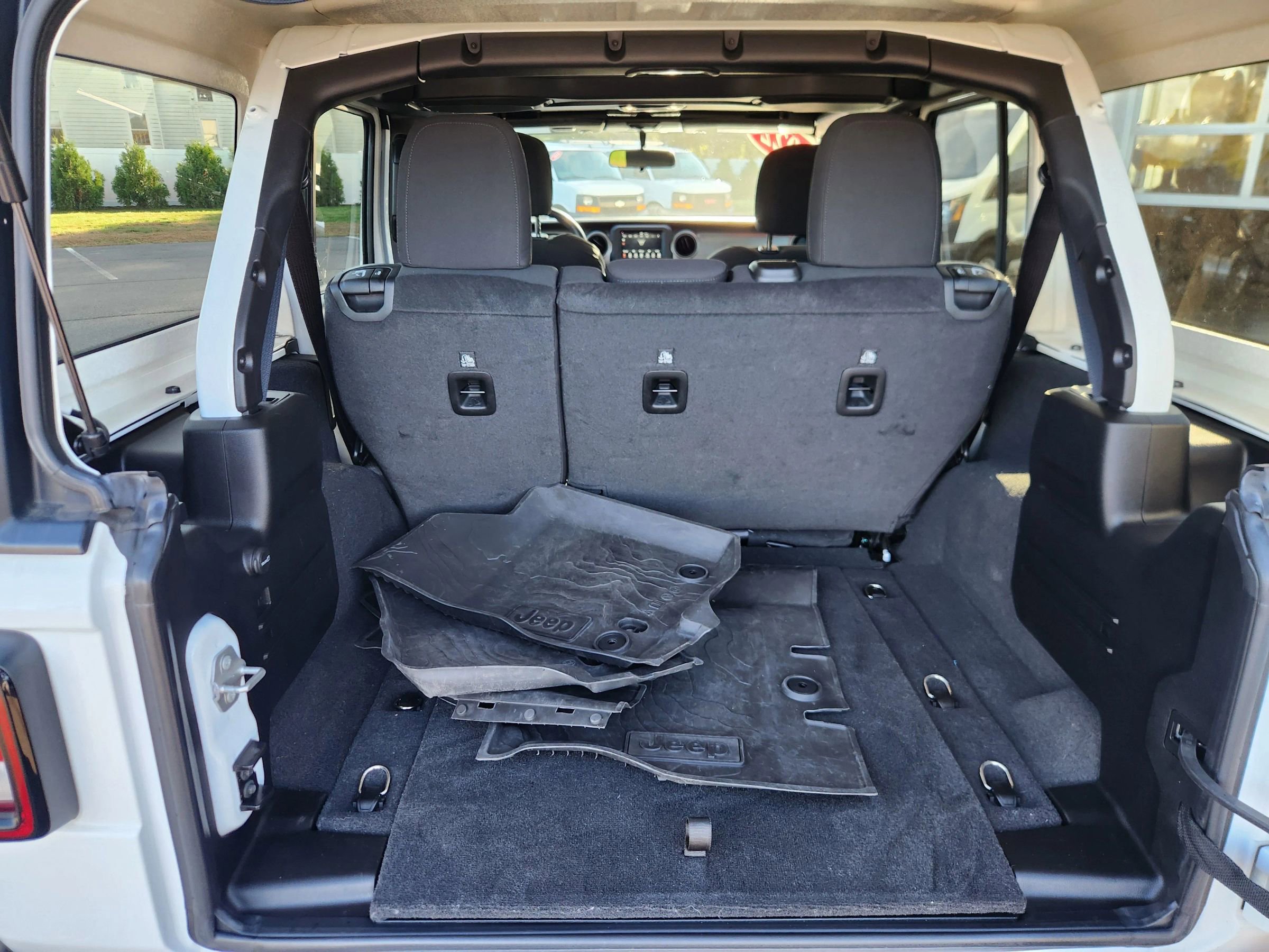 Used 2022 Jeep Wrangler Unlimited Sport image 46