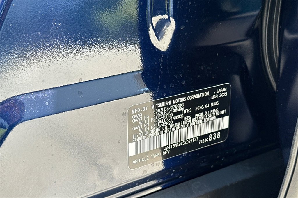New 2025 Mitsubishi Outlander SEL image 26